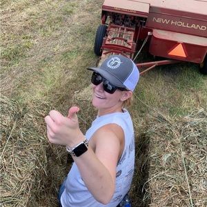 Meet your Posher, Emma